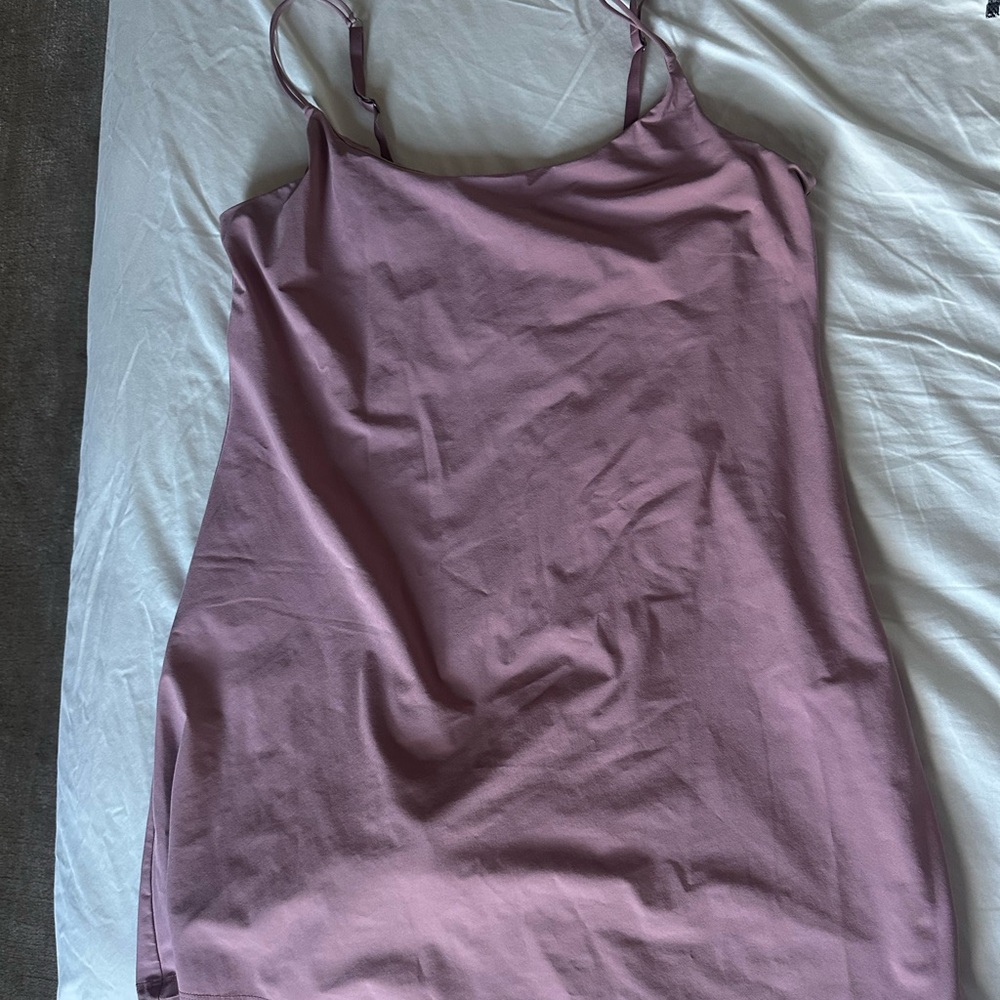 Abercrombie & Fitch Exercise Dress in Mauve Pink, Size Large